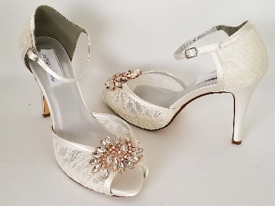Ivory Lace Bridal Shoes with Sparkling Rose Gold Applique 7.5 Medium Width / No / White Ivory Lace Bridal Shoes with Sparkling Rose Gold Applique 7.5 Medium Width / No / White