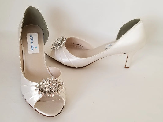 Ivory Wedding Shoes with Large Sparkling Crystal Oval Design